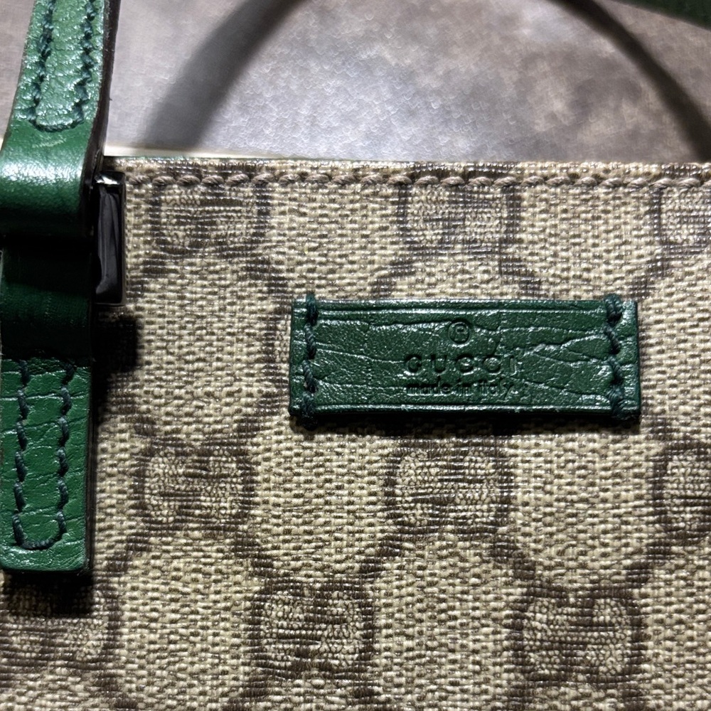 AUTHENIC Gucci Brown Monogram Tote with Green Leather Handles - Picture 6 of 16